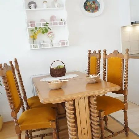 Appartement Perunika *